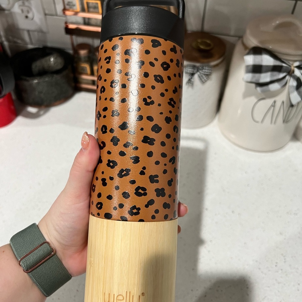 Bamboo and leopard WELLY tea infuser water bottle